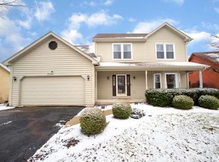 2541 Cheshire Dr, Aurora, IL 60504