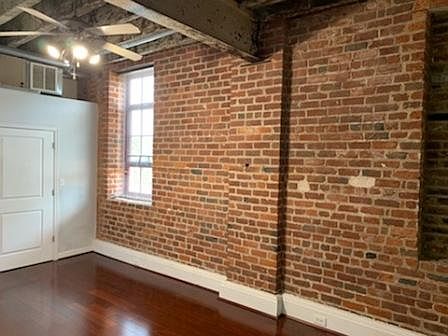 5th image of 815 Porter St APT 221