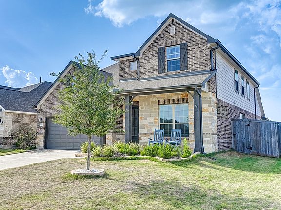 3rd image of 32246 River Birch Ln