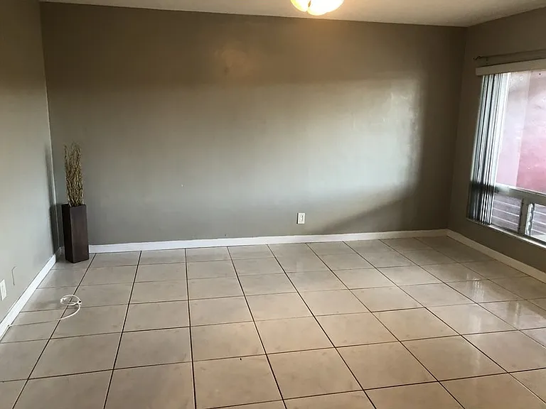1711 NW 46th Ave #215 — Photo 6