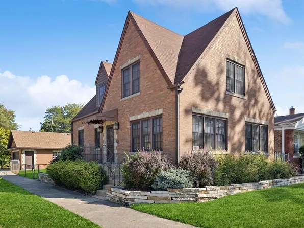 8201 S La Salle St, Chicago, IL 60620