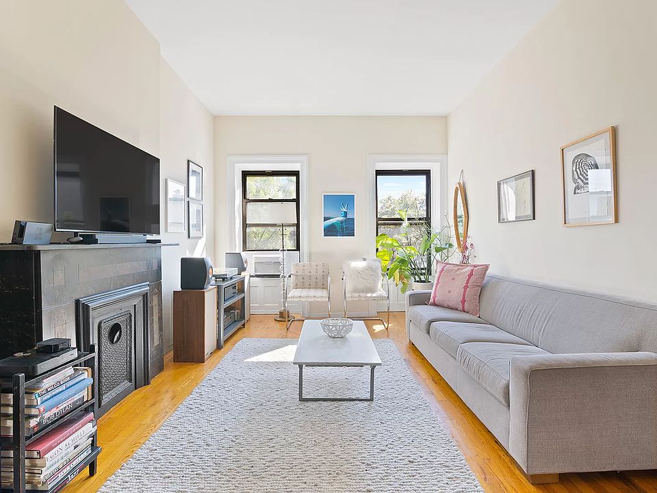 1st image of 381 Sackett St