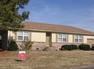 800 Kramer Pl, Chesapeake, VA 23320