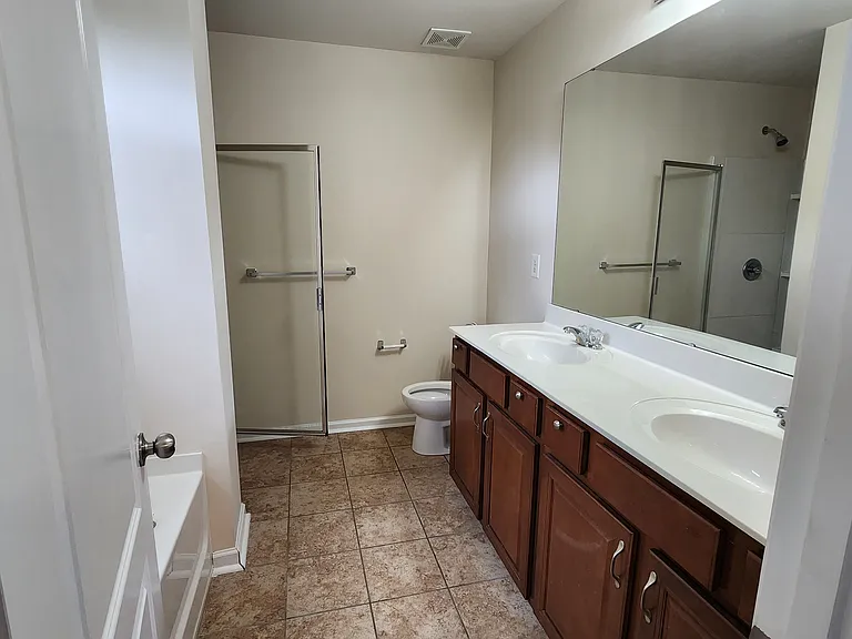 5002 Houndscroft Rd — Photo 13