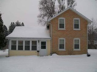 118 River St, Portage, WI 53901