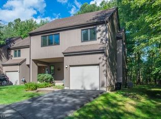 9 Lynn Ct, Morristown, NJ 07960