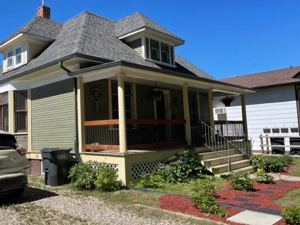 138 First Avenue N, Yorkton, SK S3N 1J8