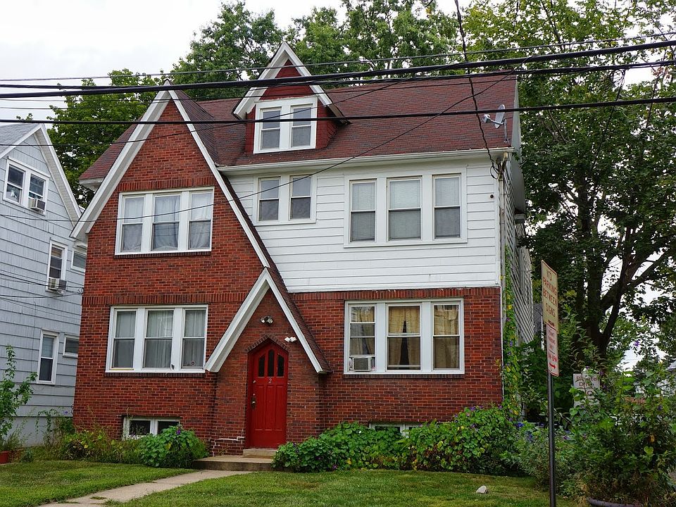 Exterior of 2 Elm Court - 4 unit apartment building, Apt C o
