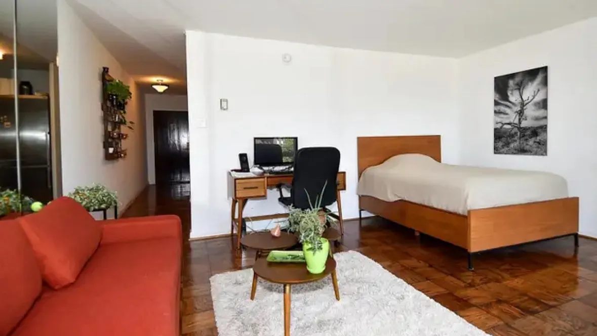 Studio, 488 sqft, $2,000 — Photo 3