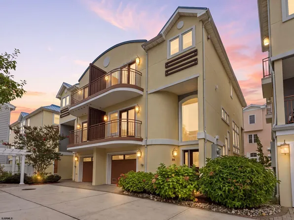 223 N Washington Ave #2A, Margate City, NJ 08402