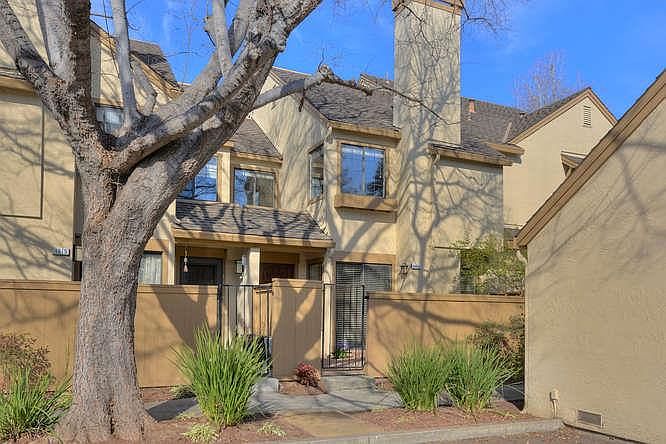 1st image of 1914 Huxley Ct