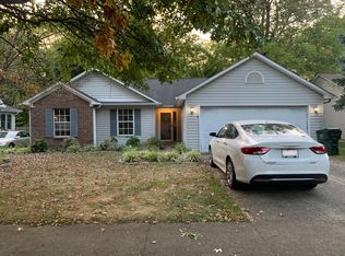 821 Ridgebrook Rd, Lexington, KY 40509