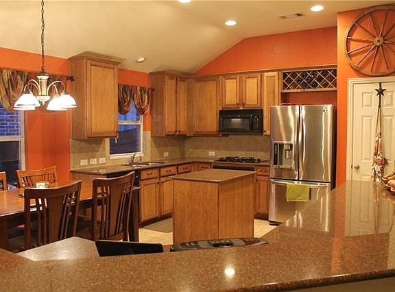 4th image of 7020 Clipper Dr