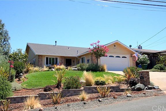 2nd image of 10519 Fairway Dr