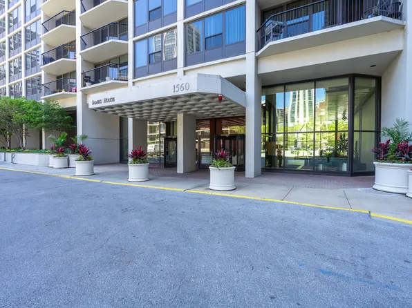 1560 N Sandburg Ter APT 2506J, Chicago, IL 60610