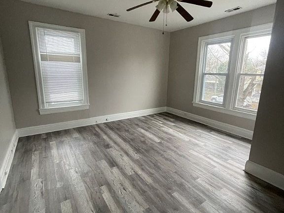 4th image of 3515 Carolina Ave