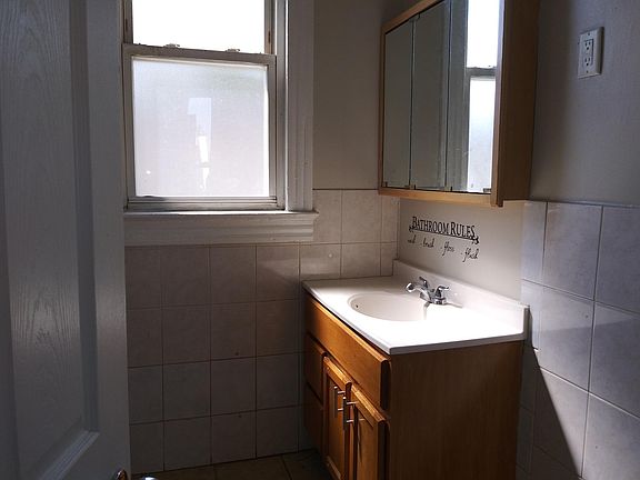2nd image of 5928 Lasalle St APT 3