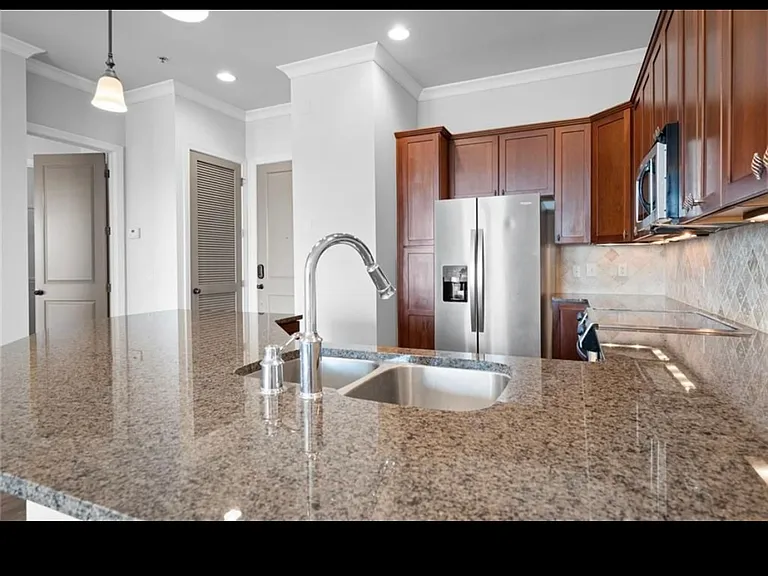 360 Chambers St #311 — Photo 5