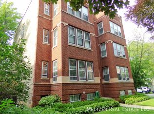 722 Sherman Ave #1-R1, Evanston, IL 60202