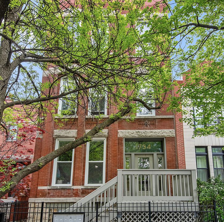 1st image of 1734 W Ohio St APT 3S