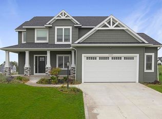 14449 Scotch Pine Dr, Middlebury, IN 46540