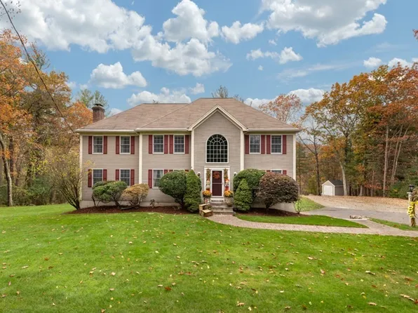 16 Park St, North Reading, MA 01864