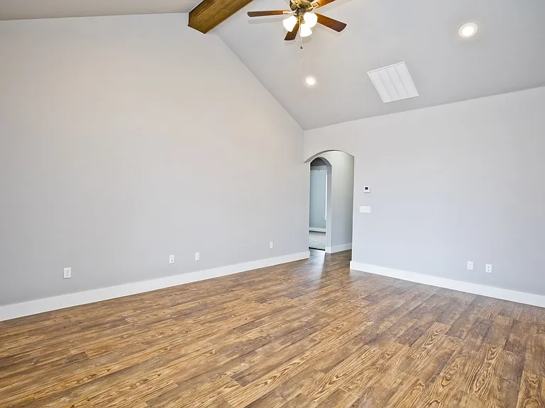 308 Alder St — Photo 15