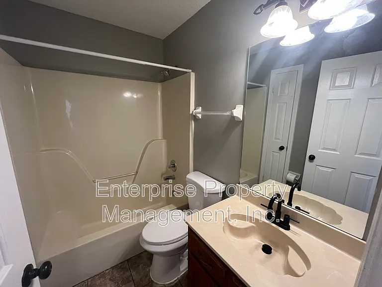 1744 Camille Way — Photo 9