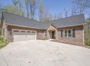 123 Newell Ln, Oak ridge, TN 37830