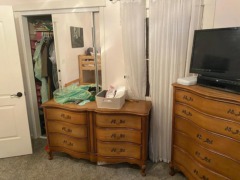 2nd bedroom with large closet