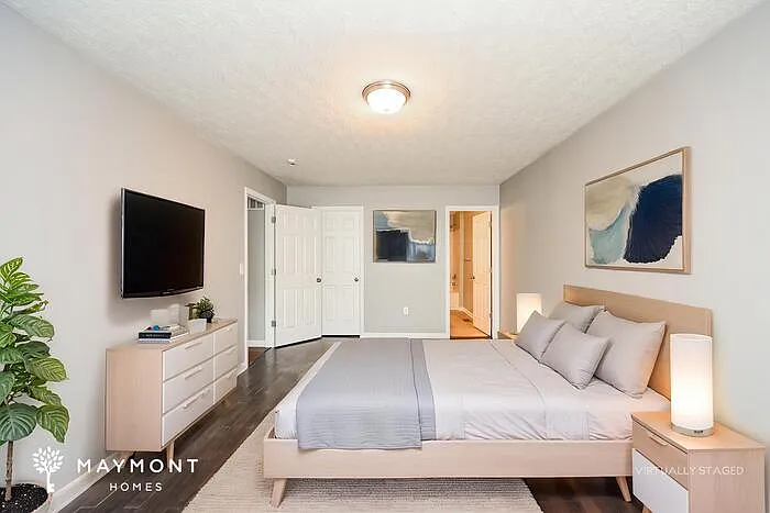 374 Molise Cir — Photo 9