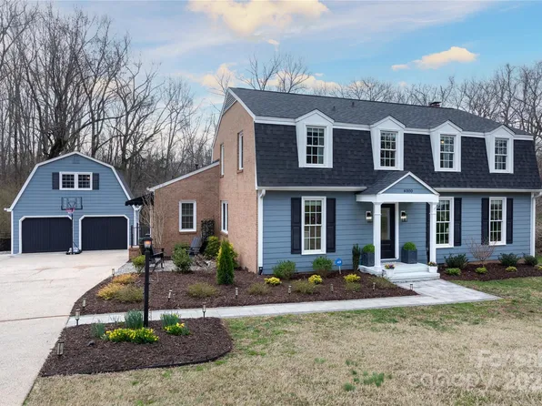 4000 Bridgewood Ln, Charlotte, NC 28226