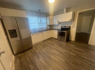 801 E 133rd Ter, Grandview, MO 64030