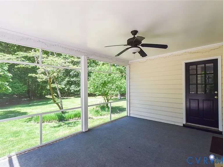 13921 Whitechapel Rd — Photo 30