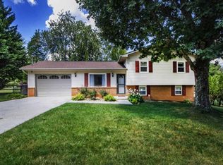 8631 Peppertree Ln, Knoxville, TN 37923