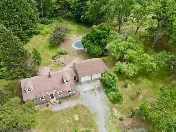 1246 Latham Road, Thetford, VT 05075