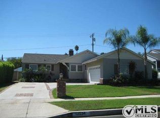 19534 Gilmore St, Reseda, CA 91335