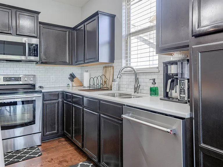 15523 Valley View Dr — Photo 5