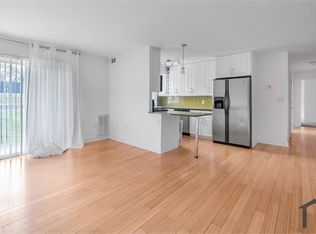 2351 16th St SE APT 203, Washington, DC 20020