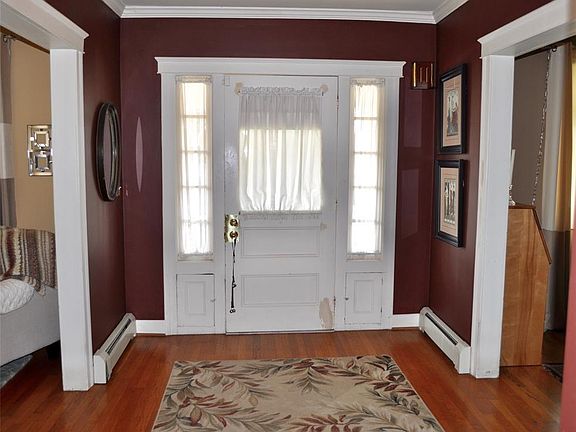 2nd image of 1260 Vestal Ave