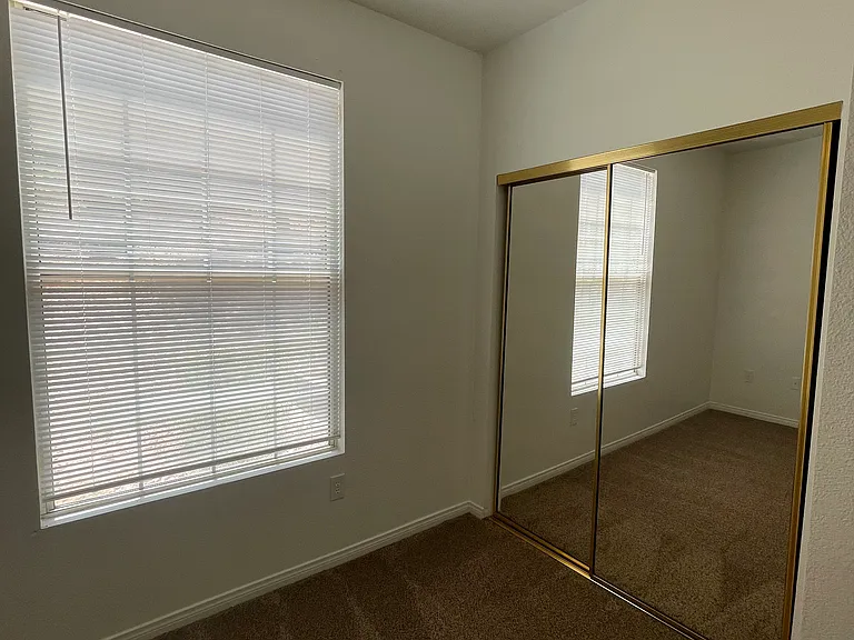 231 W Horizon Ridge Pkwy #1116 — Photo 6
