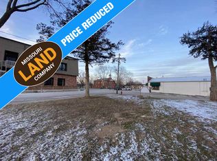 18746 Spring St, Hermitage, MO 65668