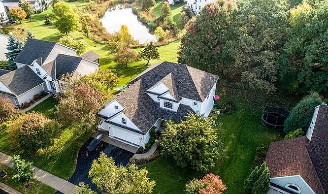 1st image of 779 Oak Dr