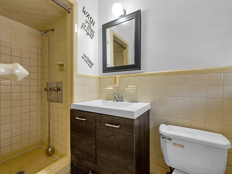 2221 Avenue W #26 — Photo 17