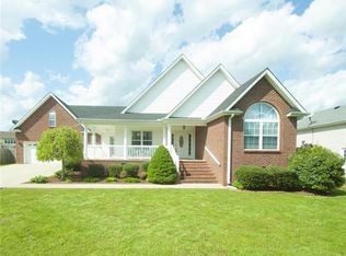 717 Meriwether Rd, Clarksville, TN 37040