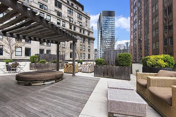 Rented by Real Direct | media 31