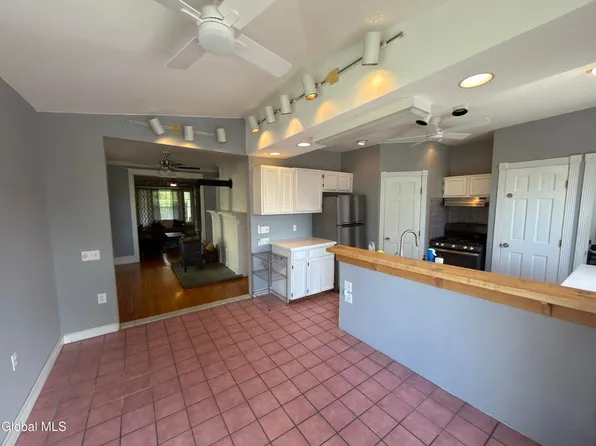 828 Park Ave, Albany, NY 12208