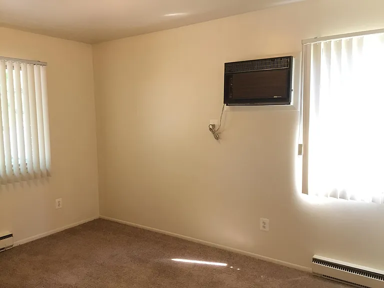 782 Woodcreek Ct #A — Photo 11