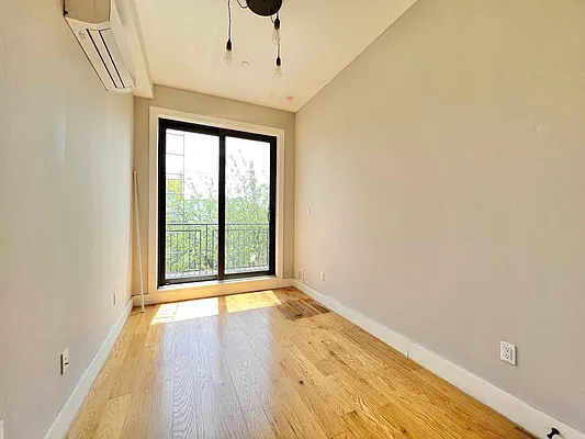 Rented by Doorway NYC, LLC | media 3