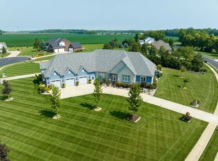 1502 E Osprey Dr, Greenfield, IN 46140